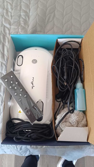 Robot curățare geamuri MY4561