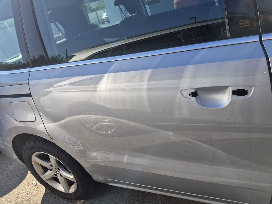 Usa dreata spate Volkswagen Sharan 2016