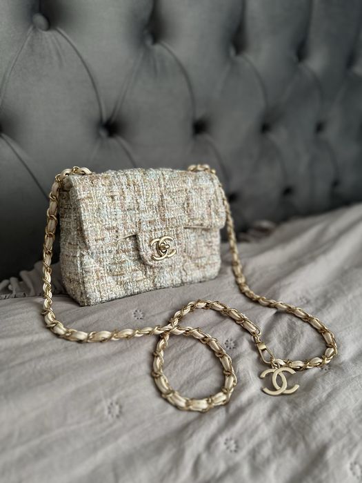 Чанта букле Chanel