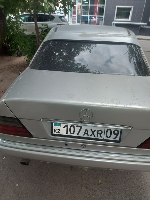 Продам  мерседес 124 кузове
