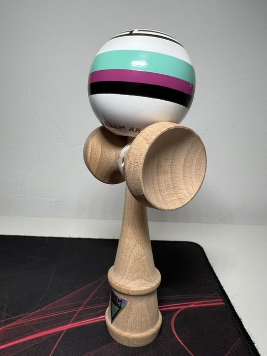 Kendama Krom - Bila Lucioasă (NOUĂ)