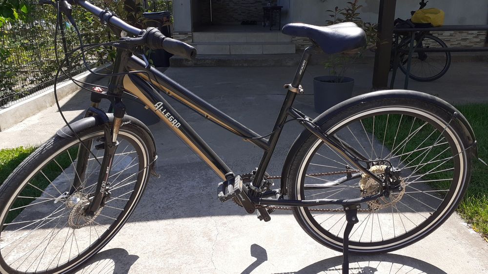 Bicicleta de vanzare