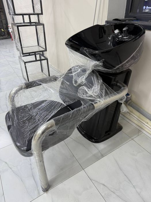 Мебел для салона коасоты