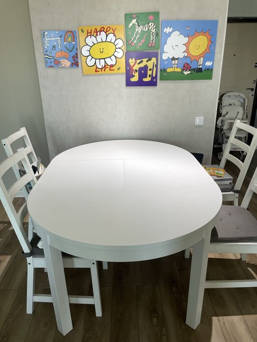 4 стула IKEA из массива дерева + подушки