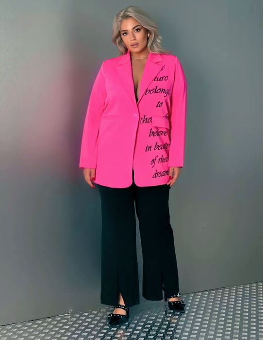 Пиджак женский оверсайз.