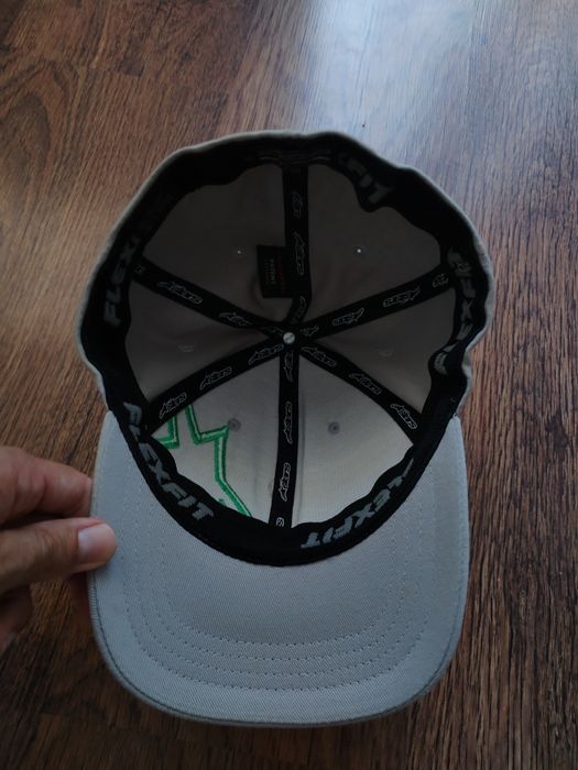 alpinestars hat - мъжка шапка 100% оригинал отлично състояние  размер L/XL