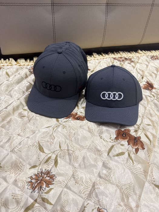 Ауди луксозни ключодържатели и аксесоари