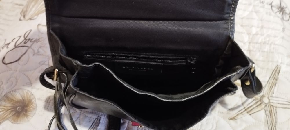 Маркова дамска чанта от естествена кожа