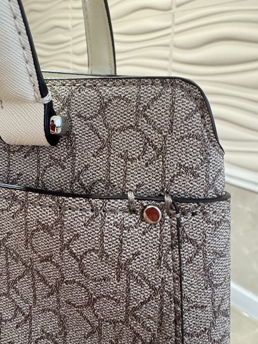 Calvin Klein  дамска чанта