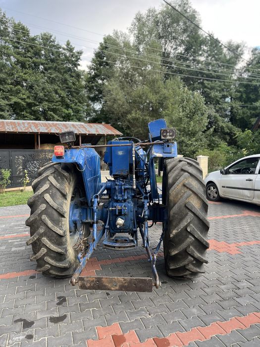 Tractor ladini special 8500