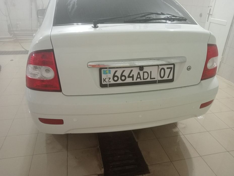 Приора хэтчбек 2013