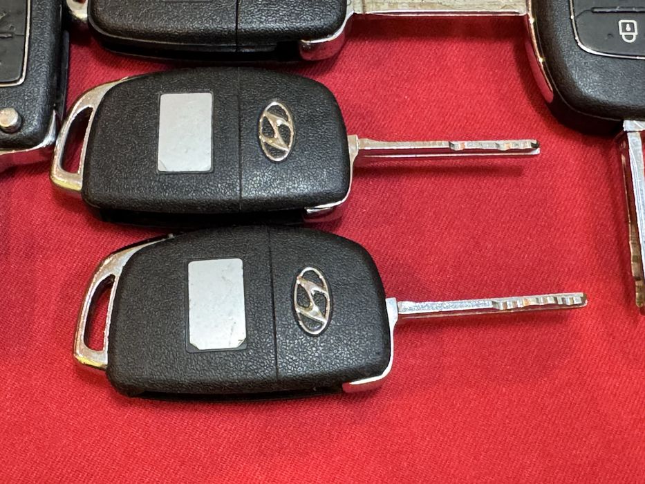 Ключ за Hynday  Santa Fe IX35/ I20/ I40 оригинален сгъваем с 3бутона
