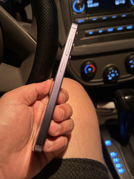 Обменяю Samsung S24 идеал