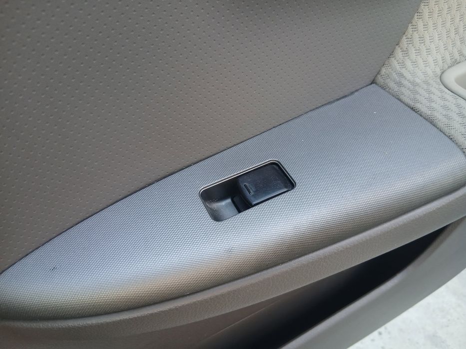 Buton geam dreapta fata Nissan Note 1 [Fabr 2006-2011] OEM