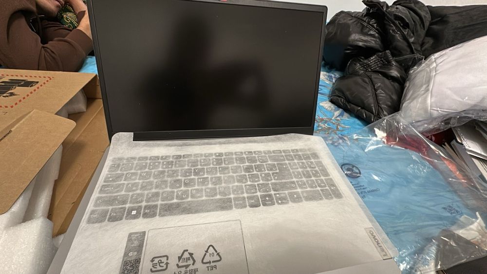 Ноутбук  Lenovo V15 15.6