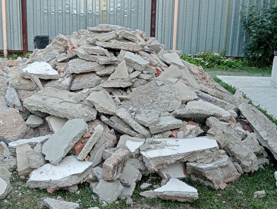 Строительный мусор