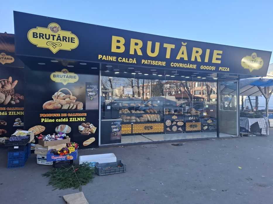 Vand afacere. Sau chirie