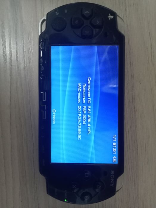 Продам прошитую PSP-2004 (slim) версию
