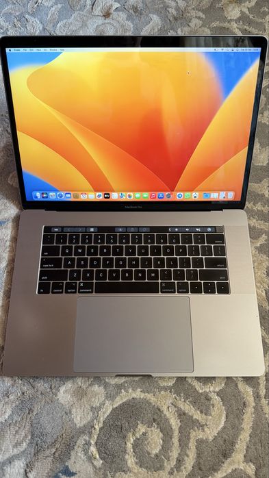 Продам macbook pro игравой sotiladi