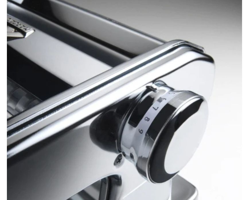 Лапшарезка тестораскатка ручная Marcato Ampia 150 mm Made in Italy