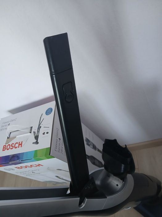 Прахосмукачка  Bosch serie 4/28v.