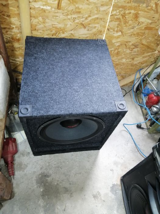 Bass 15 inch și putere interM R150 plus