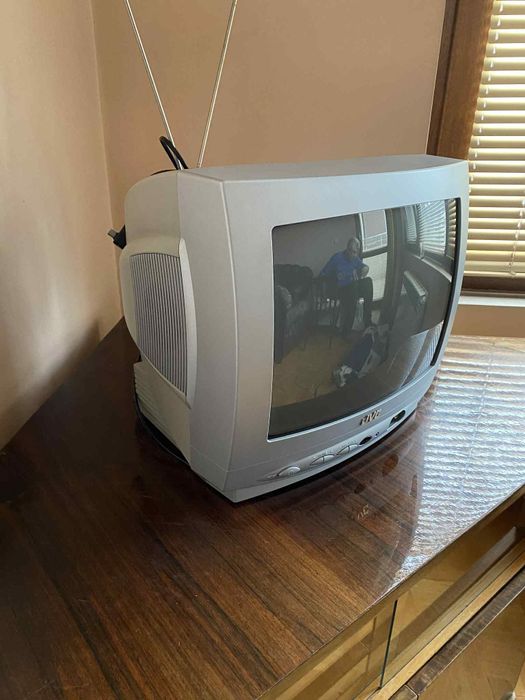 Цветен телевизор JVC