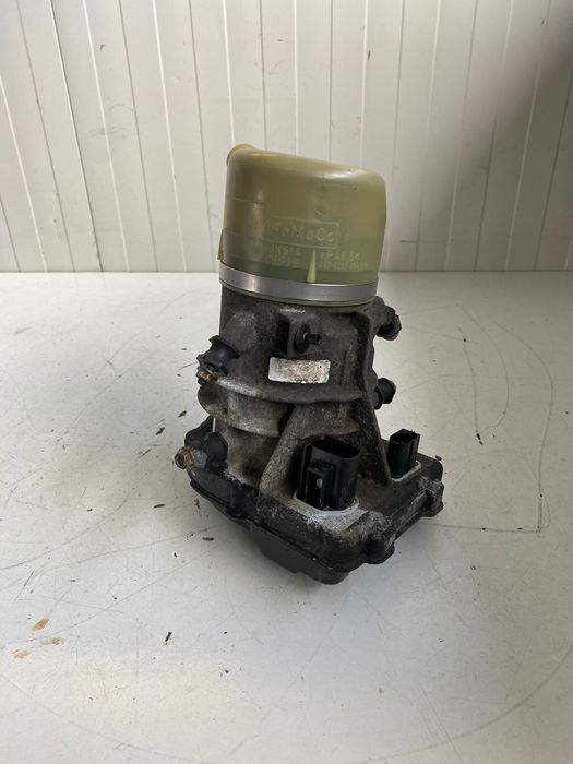 Pompa servodirectie VOLVO XC60 V60 S80 XC70 V70 S60 31329145 36050681