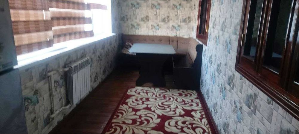 4 xonal kvartira ijaraga beriladi