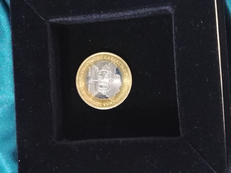 Продам коллекционные монеты