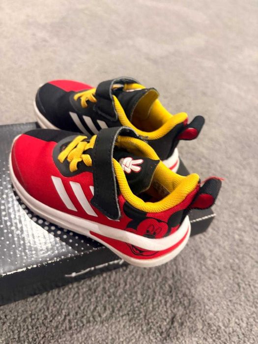 Adidasi baieti ADIDAS