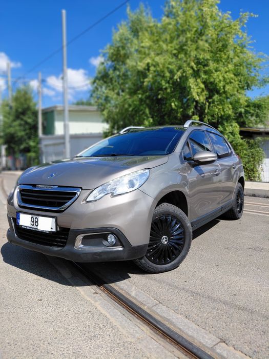 PEUGEOT 2008