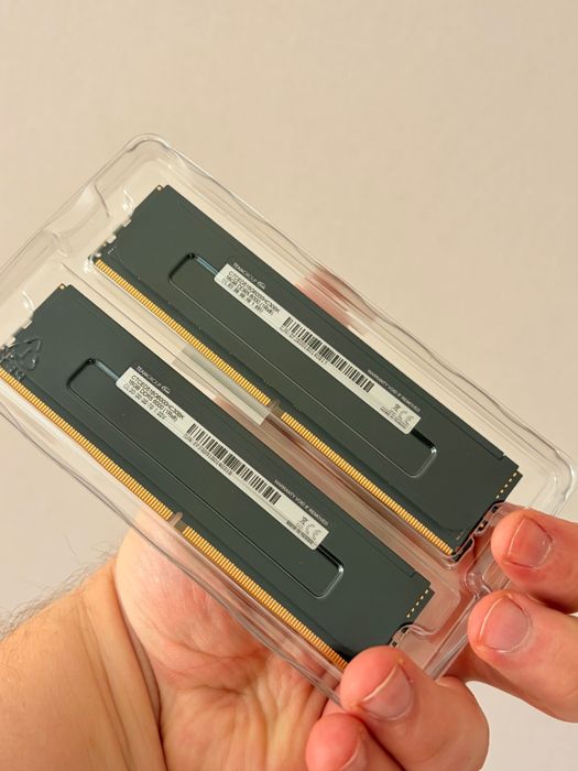 Оперативная память ОЗУ TeamGroup DDR5 6000 МГц.