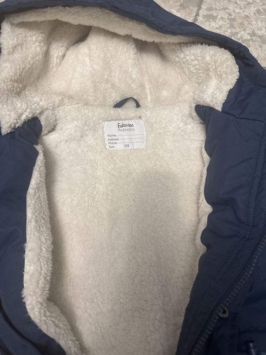 Продам куртку на мальчика