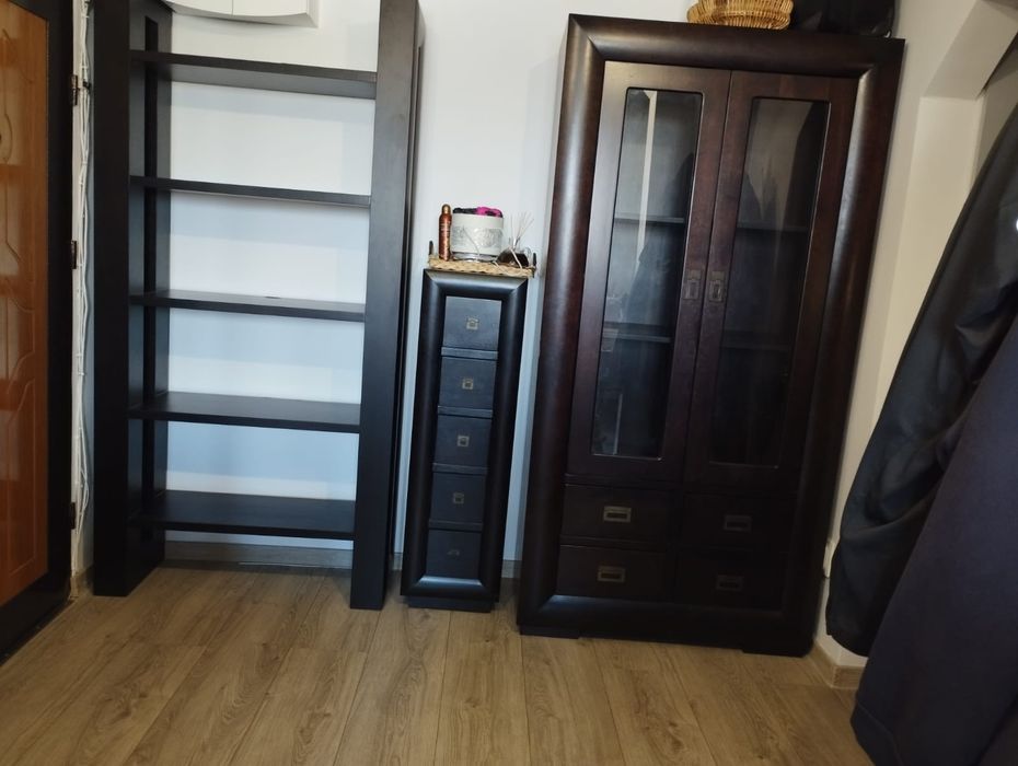 Mobilă living din lemn masiv