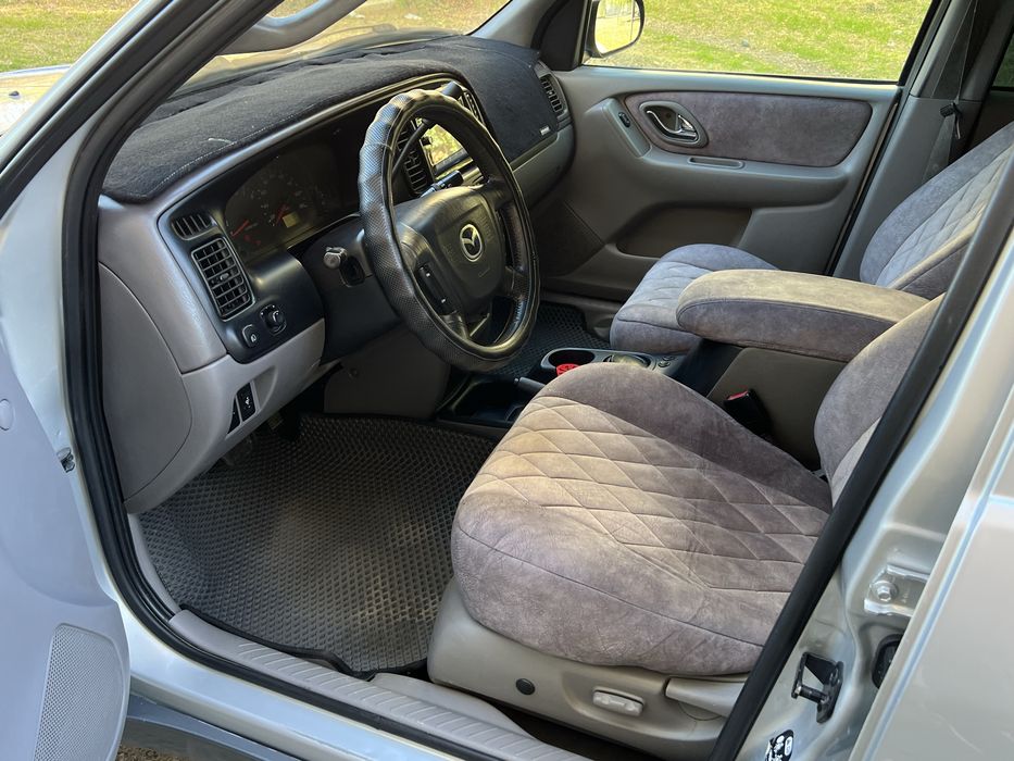 Mazda Tribute 2001г