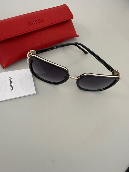Слънчеви очила Guess