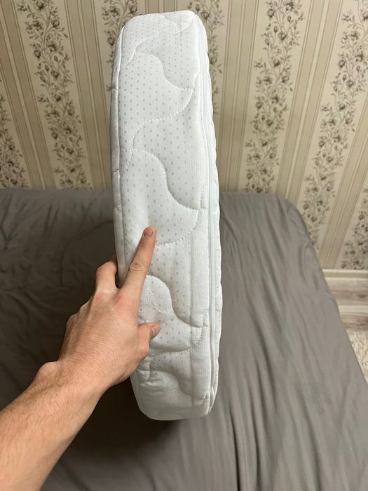 Продам круглый детский матрас  новый