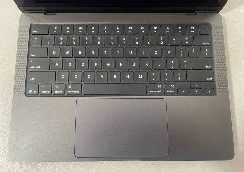 Macbook Pro m4 | 100% yomkost| Full Box