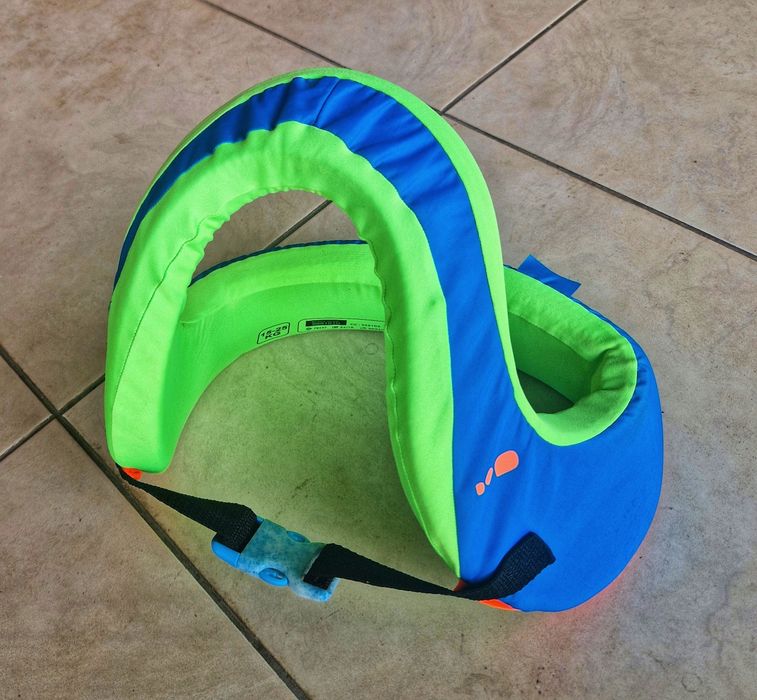 Спасителна жилетка