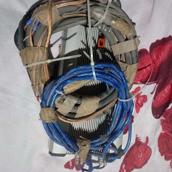 Оригинал усилитель итальянски.