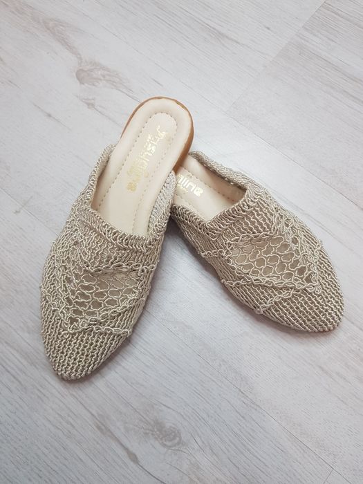 Плетени дамски чехли