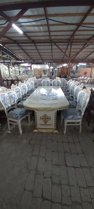 Стол стулья от 3,5 млн до 25млн есть