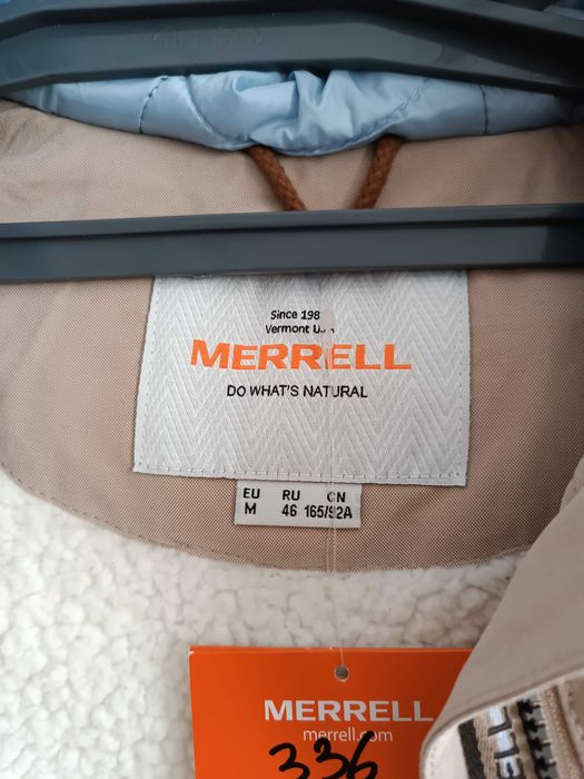 Продам куртку женскую