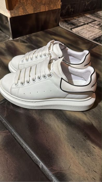 Alexader Mcqueen