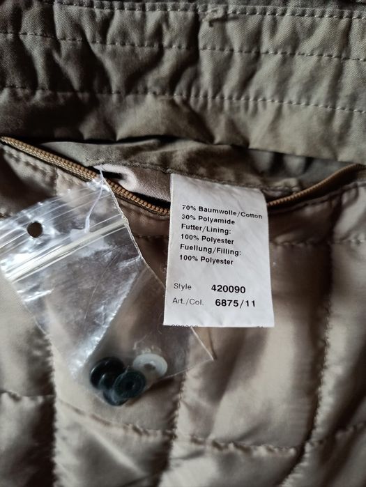 Куртка муж. 56-58 р. Платье 44 р.