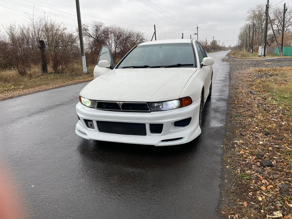 Бампер Галант акула 8 Лансер 10 Легнум