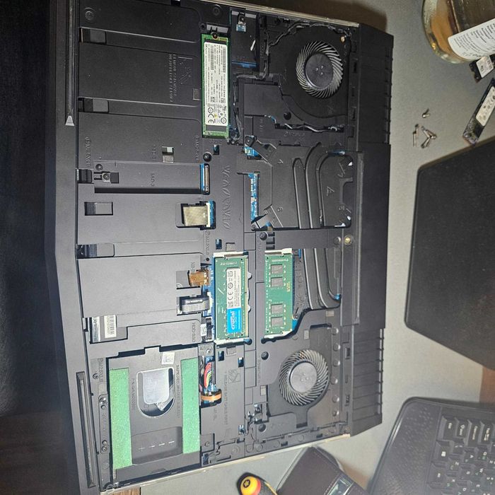 Alienware 15 R3 | GTX 1050 Ti | Gaming лаптоп