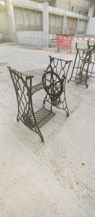 Крака от шевна машина