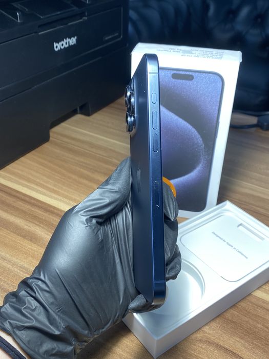 iPhone 15 Pro Max • 256 GB • Blue Titanium